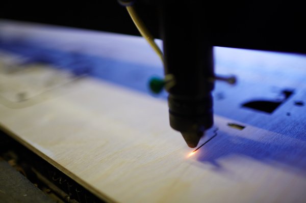 Cadeaux personnalisés par gravure laser : le choix parfait !