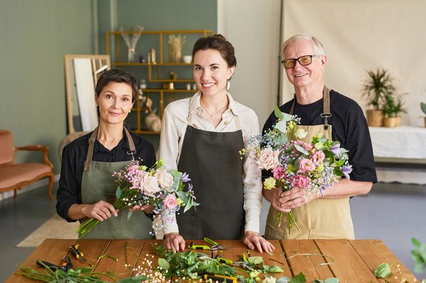 Livraison de fleurs à domicile : faites plaisir tout en aidant